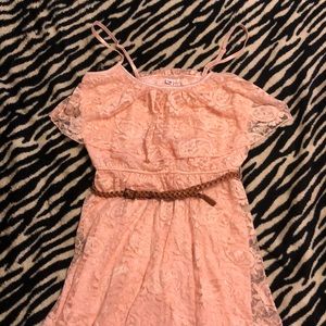 Lace dress with belt